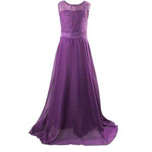 Girls purple  sleeveless lace long party dress.